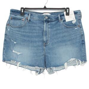 NWT Abercrombie & Fitch Jean Shorts Mom High Rise Y2K 90s Distressed Blue 34/18